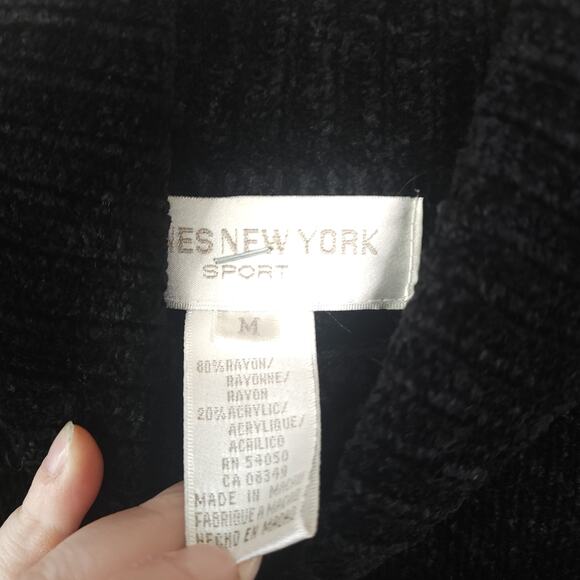 Vintage Jones New York Black Chenille Turtleneck Sweater Size M - Picture 6 of 7